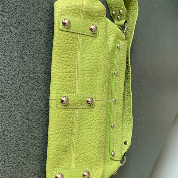 Beautiful Rafe Handbag - Picture 2 of 5